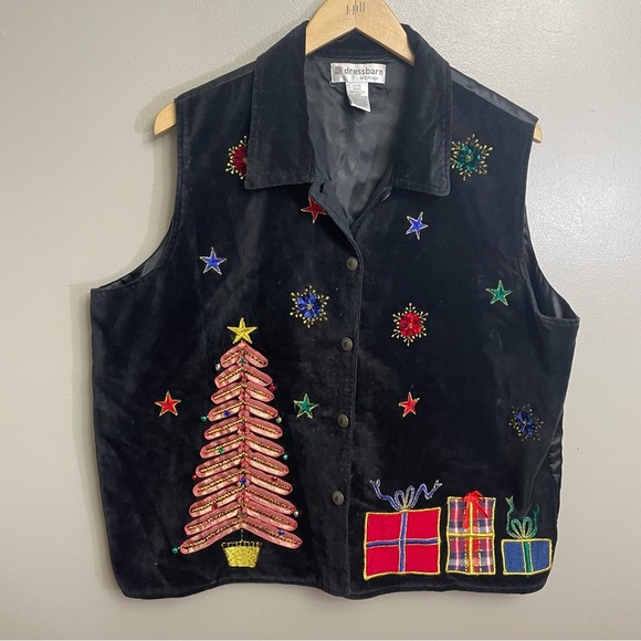 dressbarn Tops - Dressbarn women’s 14/16 Ugly Christmas Sweater Vest Black Velvet beading